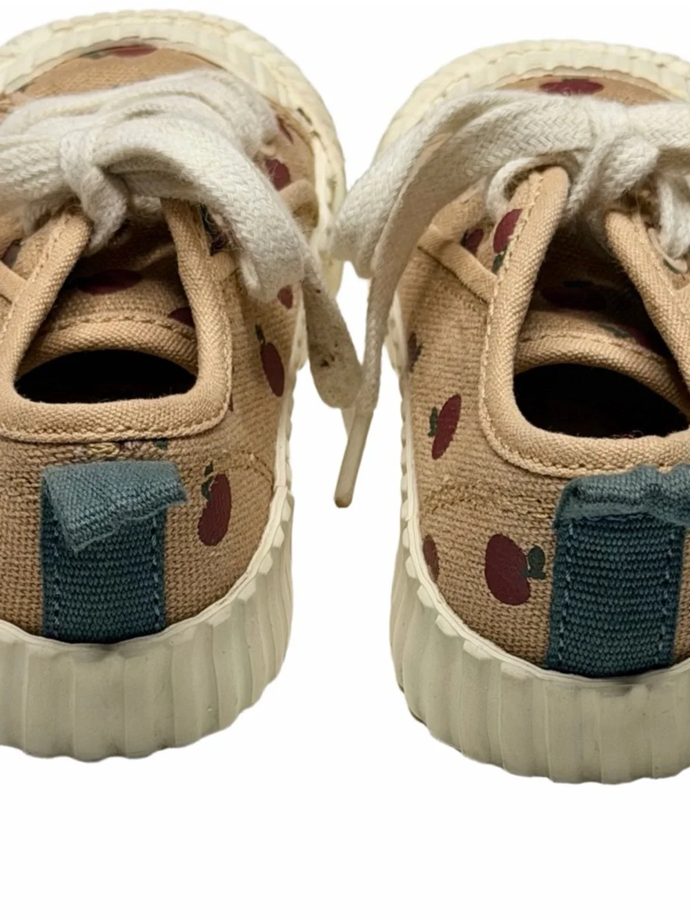 Zara Apple‎ Sneakers